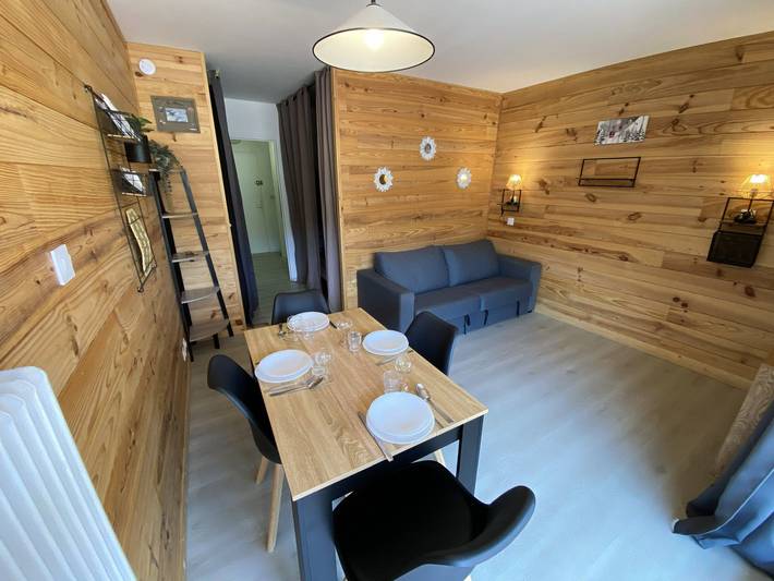 Studio entier, Studio à Superdévoluy, balcon, 4 pers, commerces proches in Saint-Étienne-en-Dévoluy, Le Dévoluy