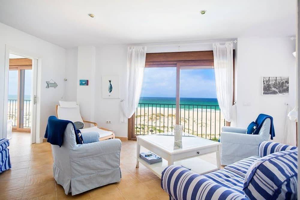 Ganze Wohnung, Hervorragende Wohnung in der 1. Linie des Strandes, im Dorf Zahara in Playa Zahara de los Atunes, Barbate