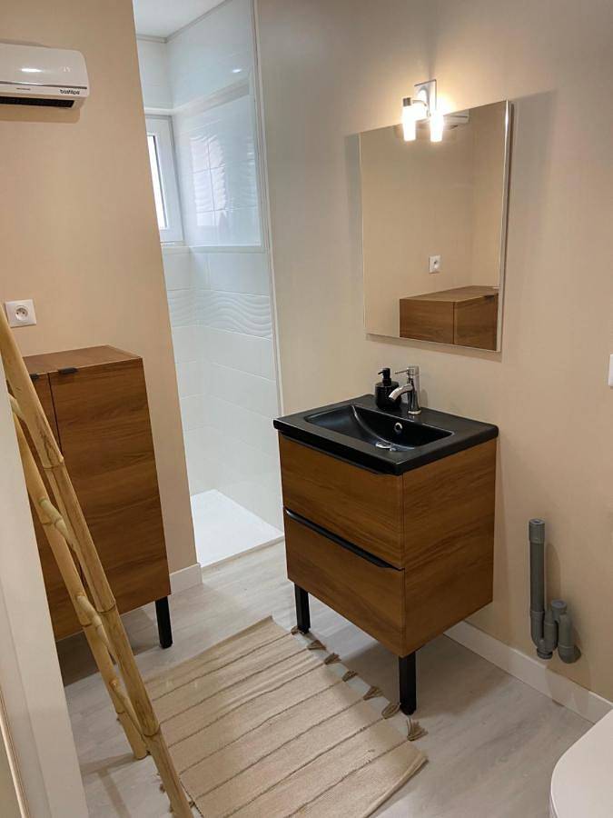 Appartement entier, One-Bedroom Apartment in Bruay-la-Buissière, Région de Béthune