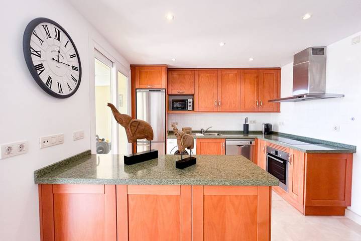 Chalet para 4 personas, con piscina además de vistas al mar y balcón/terraza en Costa del Sol Occidental - 4