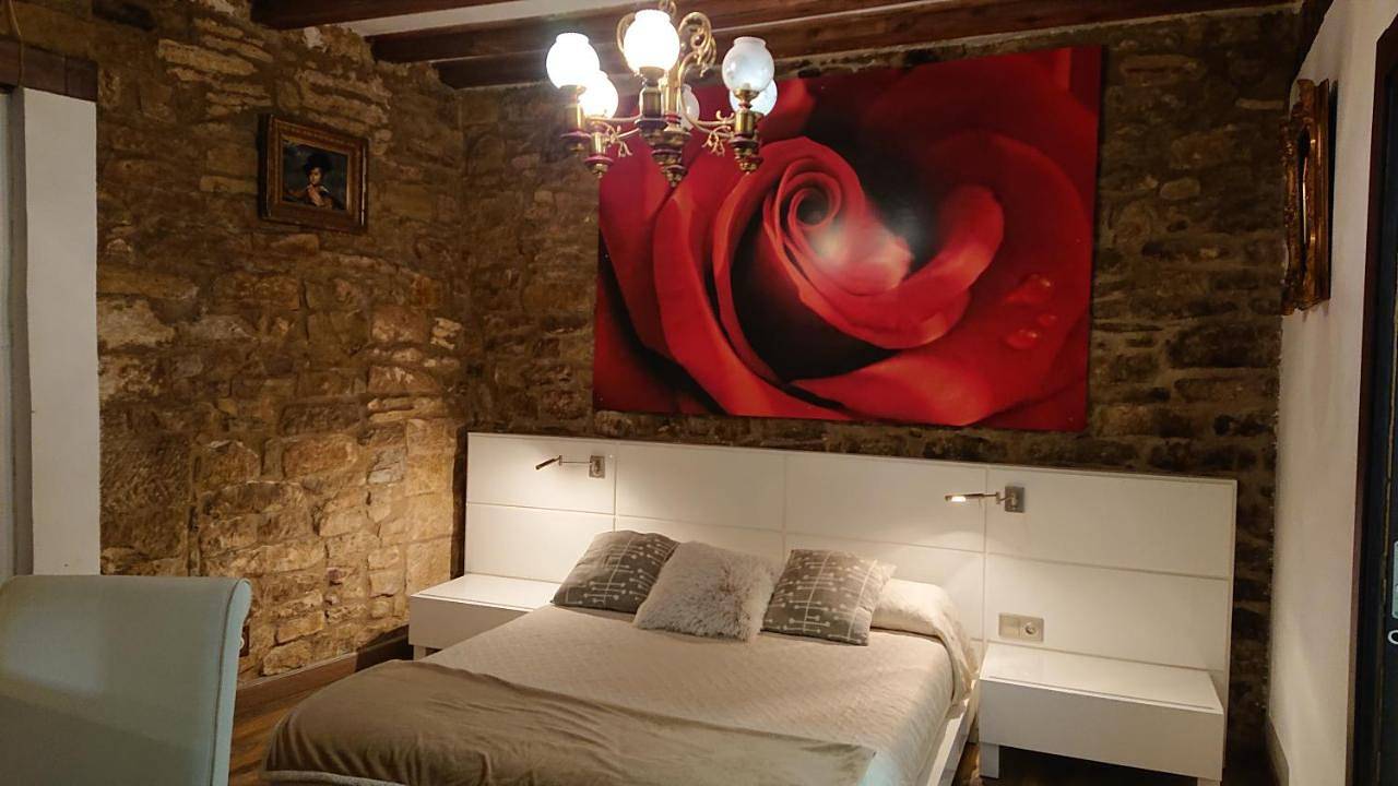 La Pata de Oca Hostal Rural y Albergue in Torres del Río, Provincia de Navarra