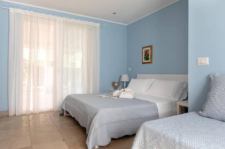 Villa Sole 20 meters from the sea of Punta Prosciutto in Porto Cesareo, Golfe de Tarente