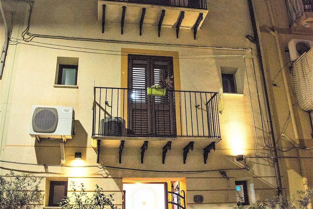 3 Bachi's Lantern in Sciacca, Agrigento Province