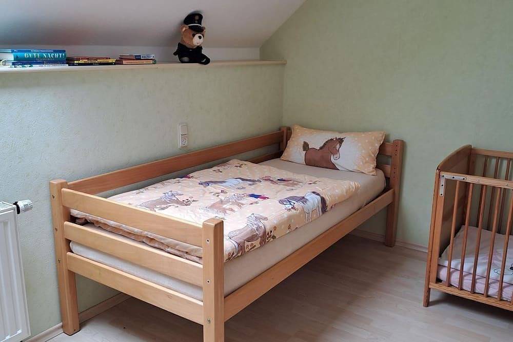 Ganze Wohnung, Haus am Schaumberg - Ferienwohnung, Balkon,  Bad, Wc, 2 Schlafräume in Tholey, Saar-Nahe-Bergland