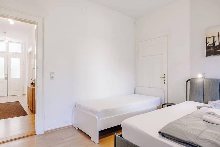 Ganze Wohnung, Villa Plasssenburg Erdgeschoss- mit Gartenzugang in Kulmbach, Oberes Maintal - Coburger Land