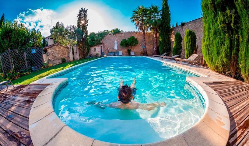 Apartamento de vacaciones para 4 personas, con jardín y piscina - 1