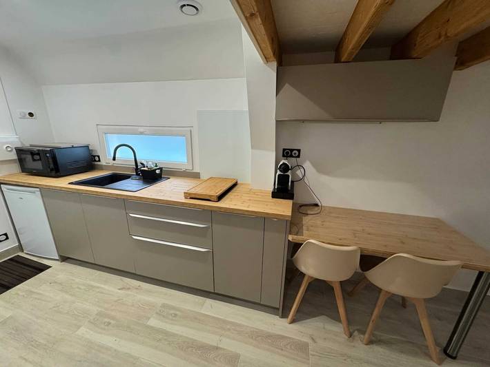 Gîte pour 4 personnes, avec jardin et terrasse dans Port de Saint-Jacques - 3