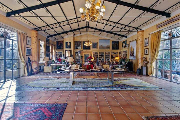 Casa rural para 14 personas, con Balcón y Jacuzzi además de Terraza y Piscina en Camarma de Esteruelas
