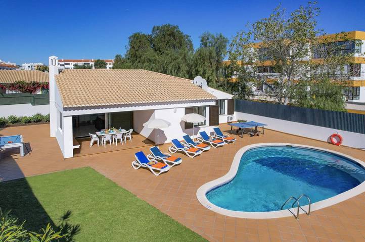 Villa für 6 Personen, mit Garten - 1