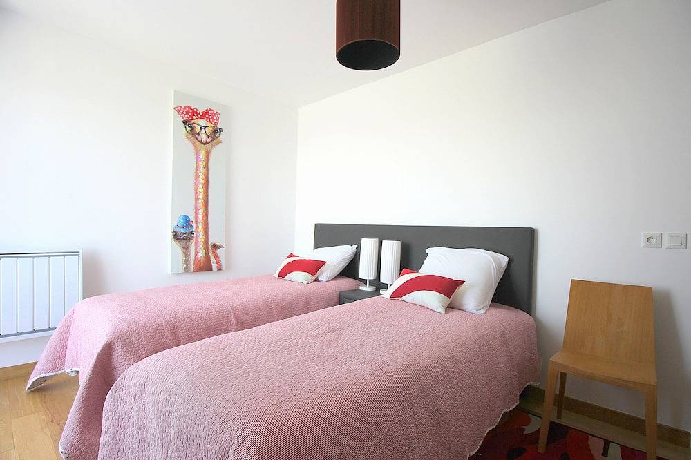 Appartement entier, Honore1 ~ Appartement 10 pers vue lac et Disneyland Paris in Serris, Seine-et-Marne