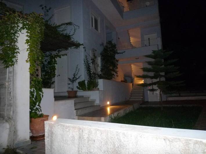 Διαμερίσματα διακοπών για 2 άτομα, με Κήπο στην Αγία Ευφημία