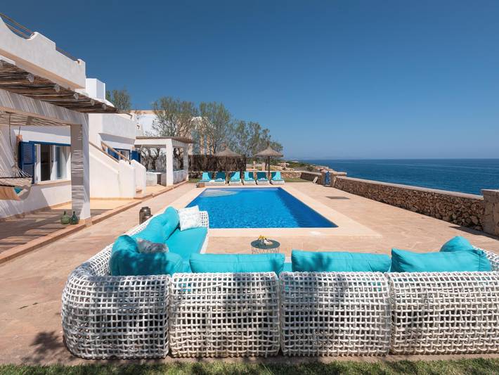 Ferienhaus für 14 Personen, mit Meerblick und Garten sowie Pool, kinderfreundlich in Spanien - 4