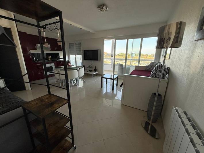 Gîte pour 3 personnes, avec terrasse et vue dans Juno Beach Plage Du Debarquement De Normandie - 2