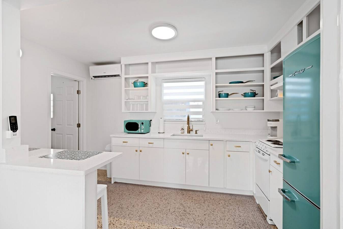 Coastal Cabana in Lake Worth in Lake Worth, Palm Beach County