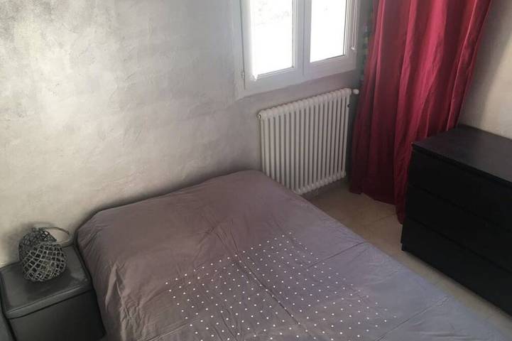 Location de vacances pour 6 personnes, avec jardin et terrasse, animaux acceptés à Sault - 4