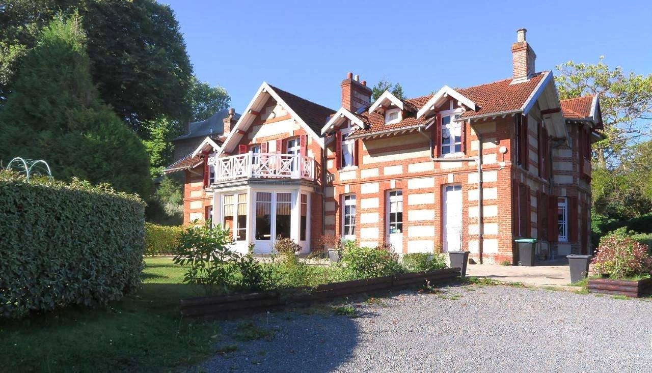 La Villa des Rosiers in Cricquebœuf, Région de Lisieux