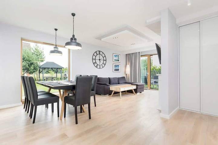 Ferienhaus für 7 Personen, mit Whirlpool und Sauna sowie Terrasse und Garten, mit Haustier - 1