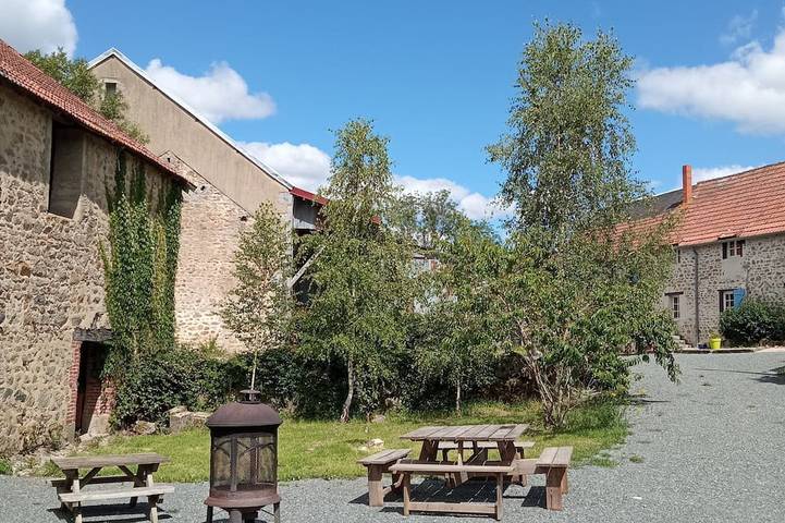 Location de vacances pour 5 personnes, avec jardin à Parsac - 3