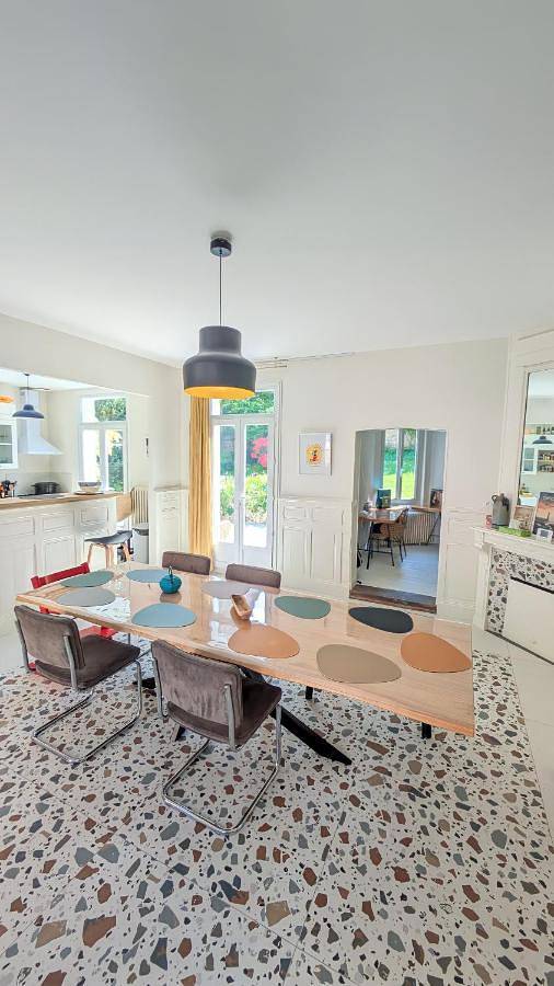 Villa Amica, Terrasse et jardin, à 50m de la plage in Villers-sur-Mer, Région de Lisieux