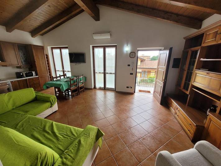 Appartamento per 5 persone, con Balcone e Panorama a Oleggio