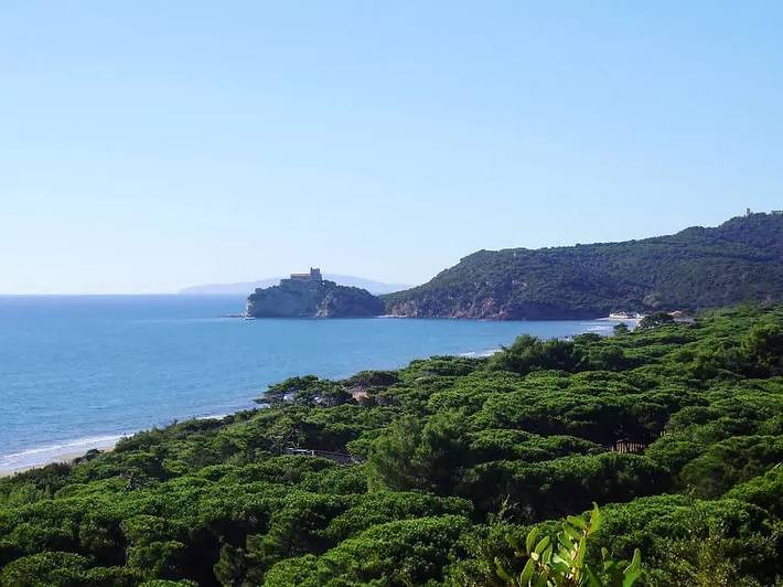 Villa für 6 Personen, mit Terrasse und Garten in Castiglione della Pescaia