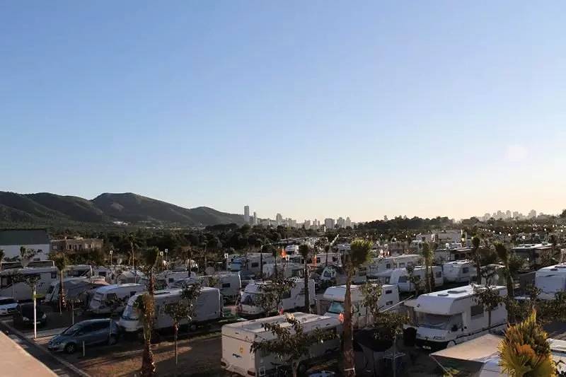 Bungalow Lucky 2 chambres 4 personnes Climatisé in L'Alfàs del Pi, Costa Blanca