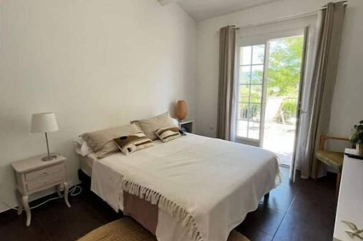 Location de vacances pour 8 personnes, avec jardin à La Bouilladisse - 3