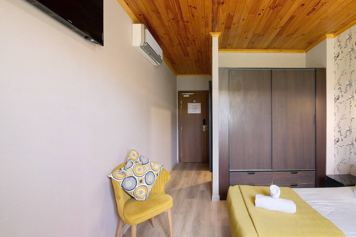 Appartement 'Quarto Twin 203' met gedeeld terras, draadloos internet en airconditioning, foto 8