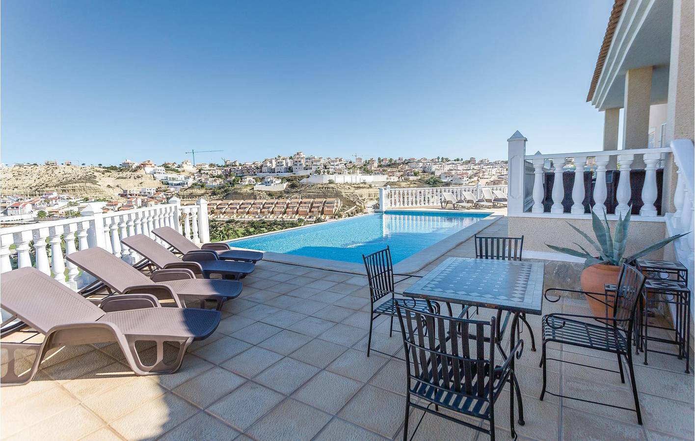 Geräumige Wohnung mit Pool und Terrasse in Rojales Hills (Costa Blanca), Rojales