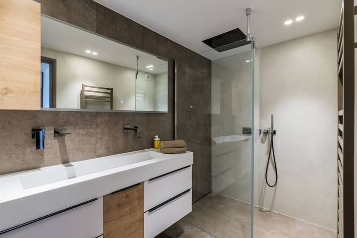 Ganze Wohnung, Apt Medicis – Sea View, Terrace & Pool in Mandelieu-la-Napoule, Mittelmeerküste (Frankreich)