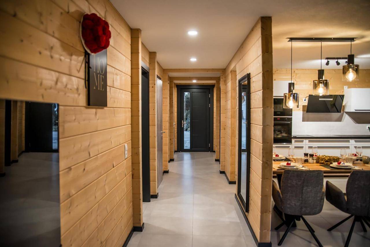 Appartement entier, Three-Bedroom Apartment in Offenbourg, Forêt-Noire centrale