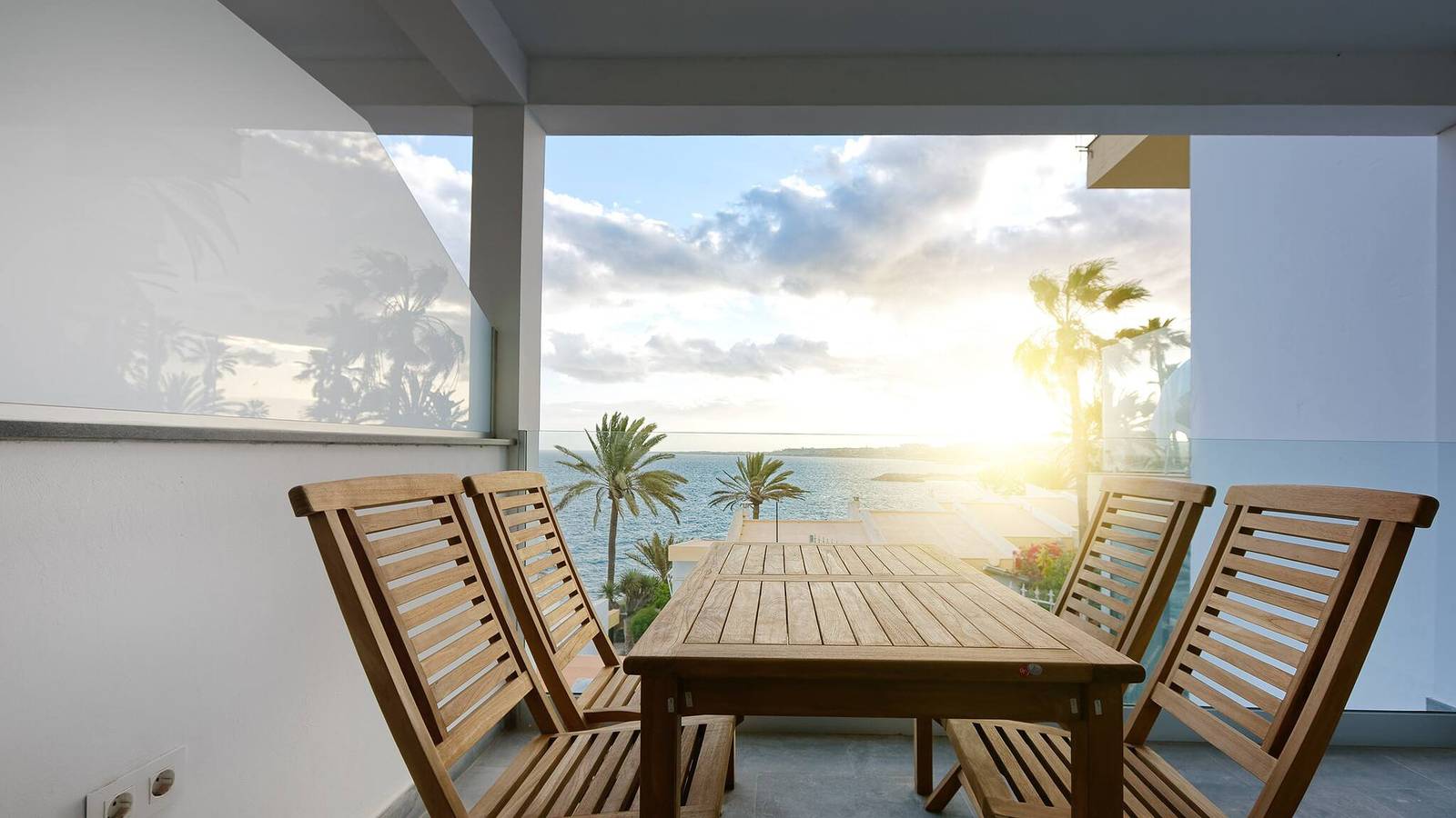 Geheel appartement, 3.2 Deva Beach - Oceanview luxury 2 bedroom Apartm in San Agustin, San Bartolomé de Tirajana