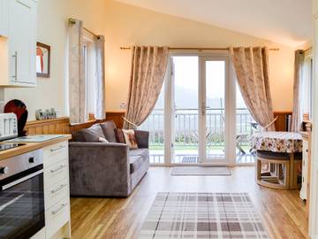 Log Cabin for 2 People in Powys, Mid-Wales, Photo 2