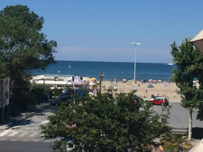 Vakantiewoning voor 8 personen, with zwembad and balkon as well as whirlpool in Riccione
