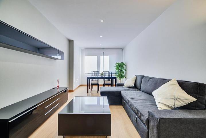 Gîte pour 3 personnes, avec Balcon à Huarte