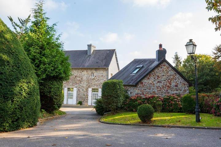 Location de vacances pour 3 personnes, avec terrasse ainsi que vue et jardin à Saint-Sauveur-le-Vicomte - 3