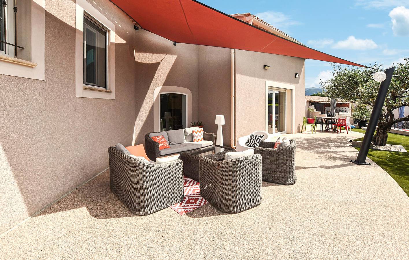 Apartamento con vistas a la montaña, piscina y wifi - A 1,5 km del centro de Valréas in Valréas, Enclave de Valreas