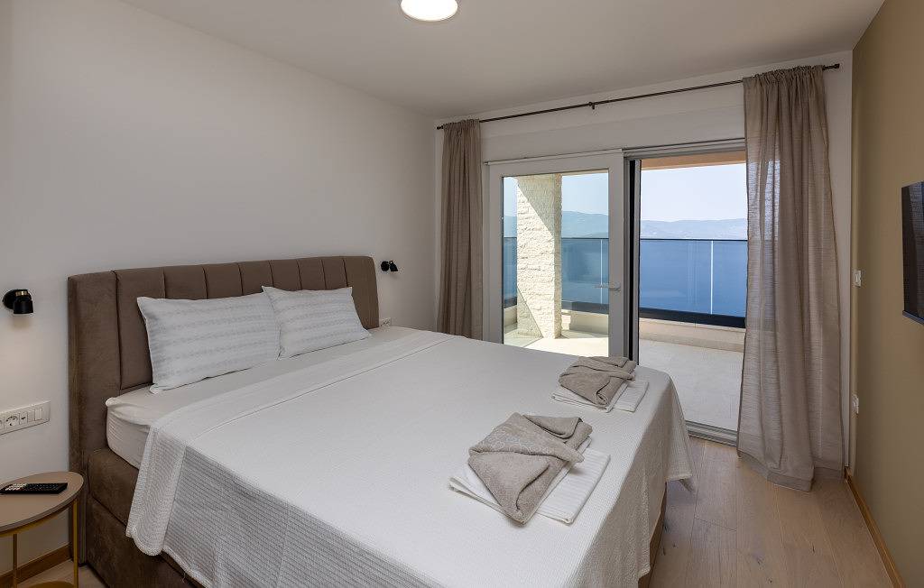 Villa Sole Komarna by Villas Guide in Komarna, Dubrovnik-Neretva