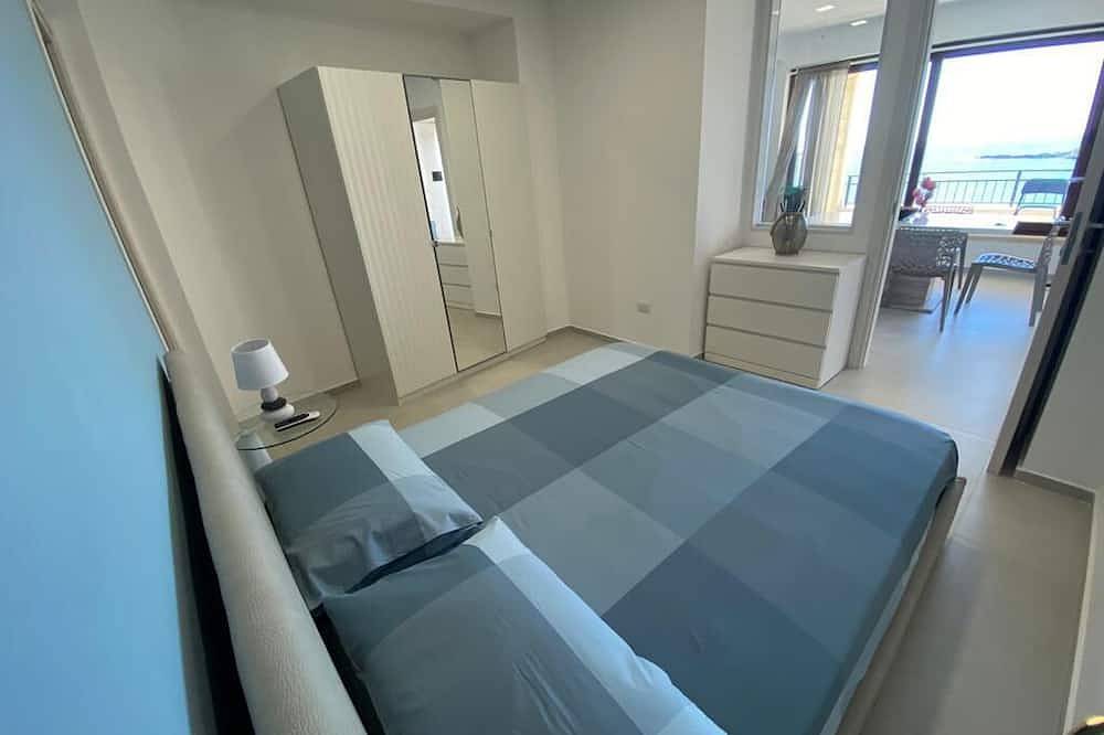 Villa sul Mare, il Mare Dalla tua Camera da Letto, 20 Scalini e ti Puoi Tuffare in Augusta (Sicilia), Augusta (Municipio)