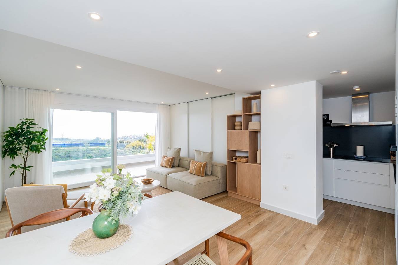 Entire apartment, Stylish 2 bed Apartment - Alcazaba Lagoon (1916) in Alcazaba Lagoon, Casares