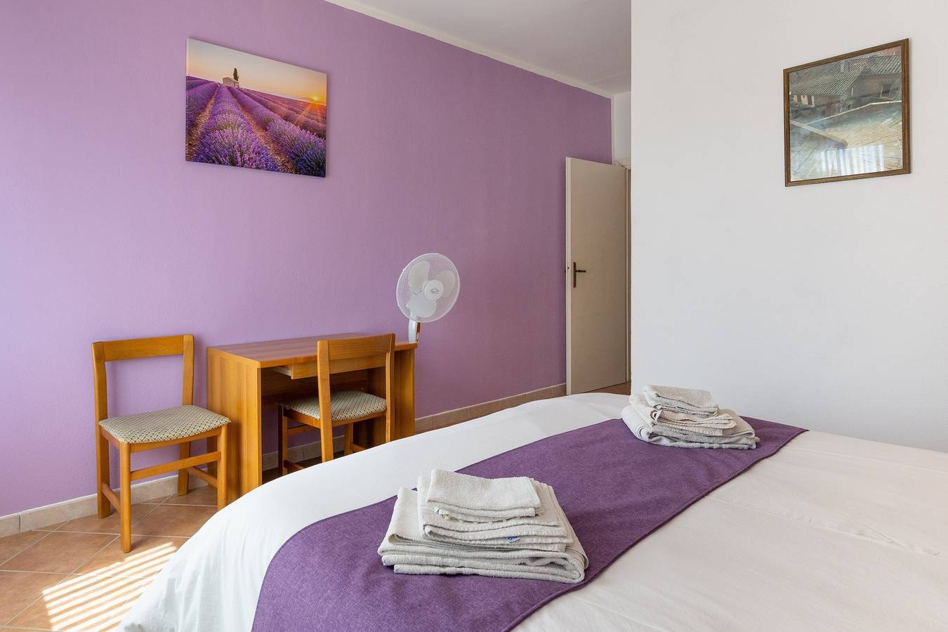 Geheel appartement, Appartement 'Lavanda' met gedeeld zwembad en tuin in Rosignano Marittimo, Etruskische kust