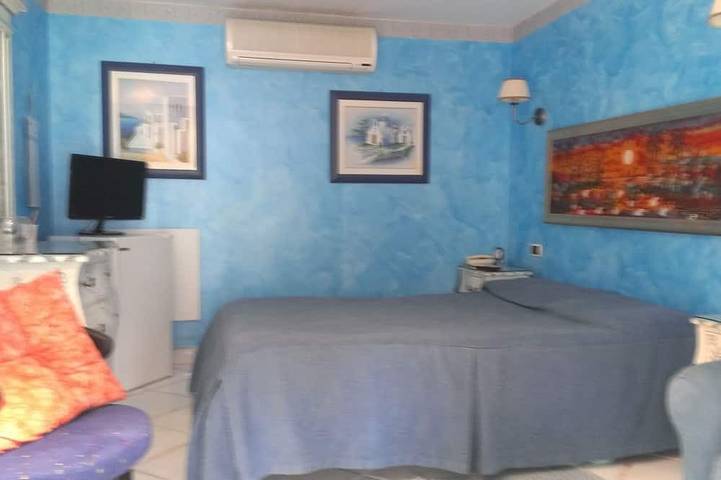 Villa pour 4 personnes, avec jardin ainsi que jacuzzi et terrasse, animaux acceptés à Monticelli - 2