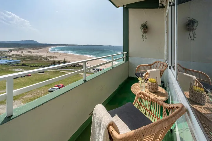 Ferienwohnung für 4 Personen, mit Terrasse und Seeblick sowie Ausblick, mit Haustier - 1