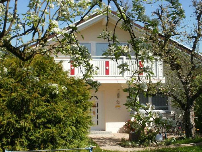 Ferienhaus für 6 Personen, mit Garten in Haldenwang