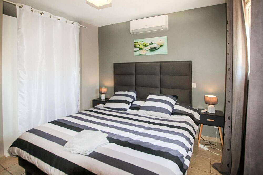 Mooi huis in Les Angles met Wifi in Les Angles (Gard), Nimes en omgeving