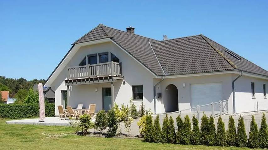 Ferienhaus für 10 Personen, mit Sauna und Terrasse sowie Garten, mit Haustier in Thiessow