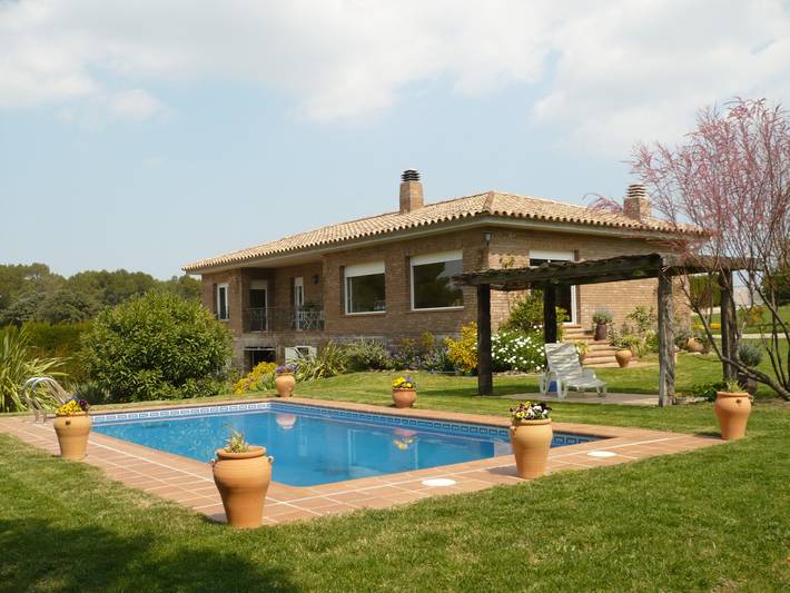 Chalet para 8 personas, con terraza y jardín en Baix Empordà
