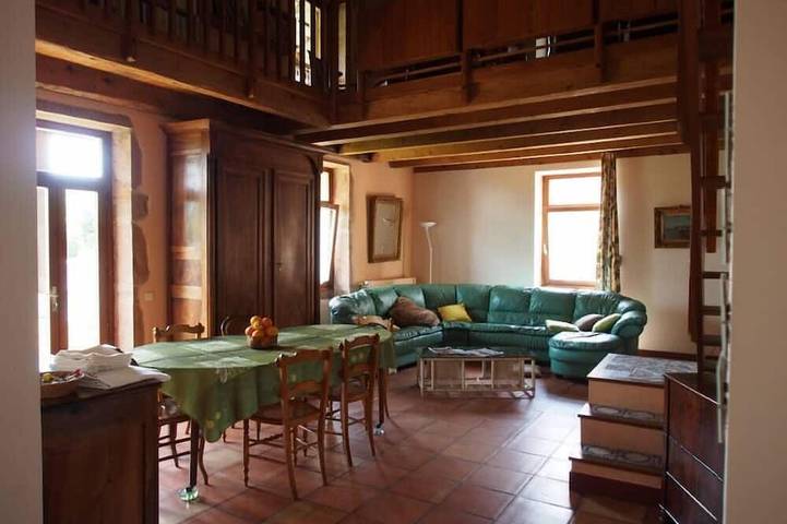 Location de vacances pour 10 personnes, avec jardin à Charnay-lès-Mâcon - 4