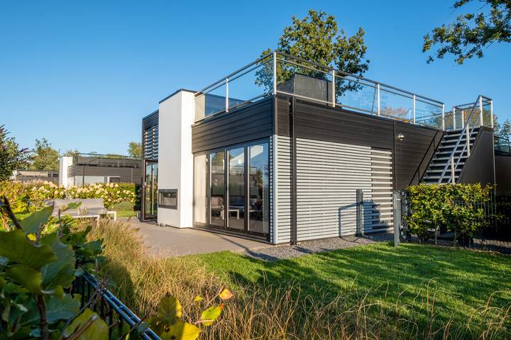 Ferienhaus für 4 Personen, mit Whirlpool und Terrasse sowie Garten und Pool in den Niederlande