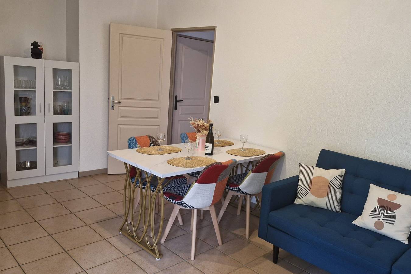 Entire apartment, Apartment 3P in a residence with swimming pool in Carcassonne, Carcassonne region